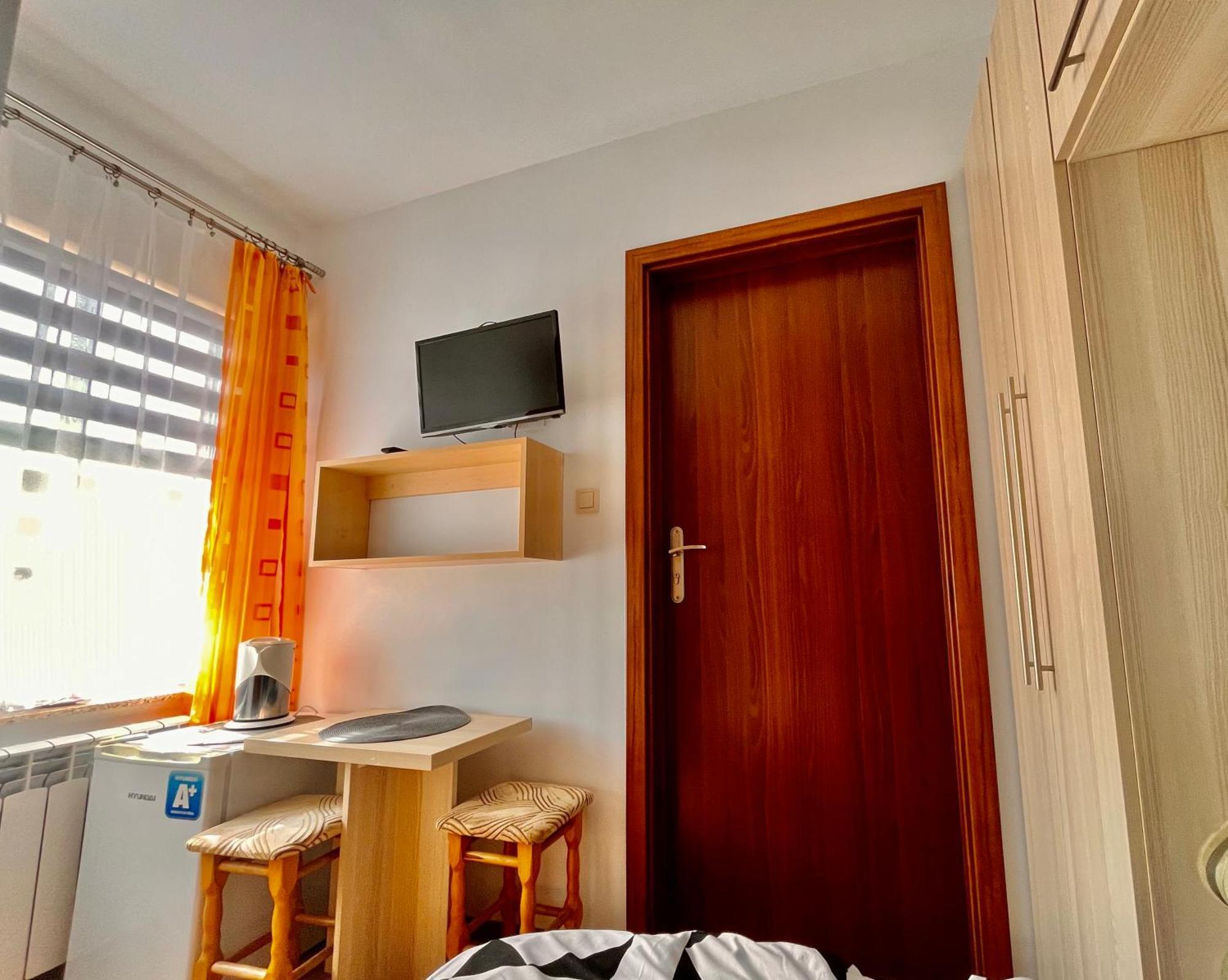 Pokoje Nad Klifem Trzesacz Luaran gambar